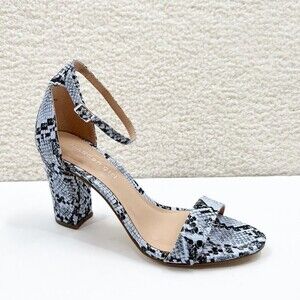 Madden girl blue snake print sandal 7.5 NEW